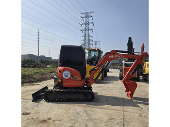 Мини багер KUBOTA U35: снимка 3