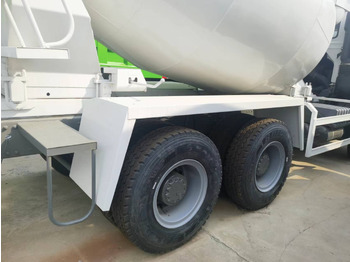Бетоновоз Sinotruk HOWO 371 6*4 Concrete mixer truck: снимка 4
