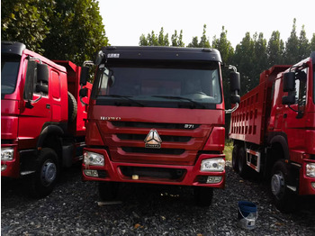 Самосвал камион SINOTRUK HOWO