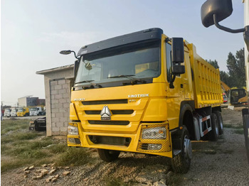 Самосвал камион SINOTRUK HOWO