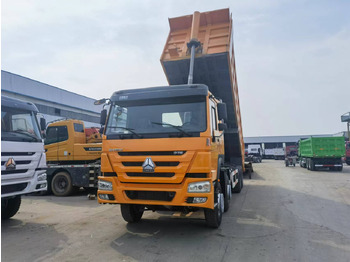 Самосвал камион SINOTRUK HOWO