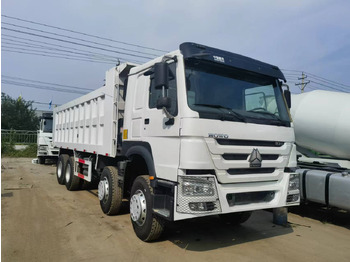 Самосвал камион SINOTRUK HOWO