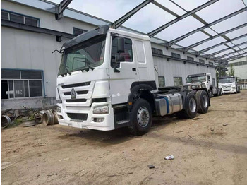 Контейнеровоз/ Сменна каросерия камион SINOTRUK HOWO