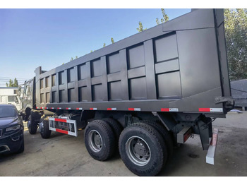 Самосвал камион Sinotruk HOWO 8*4 Dump truck: снимка 5