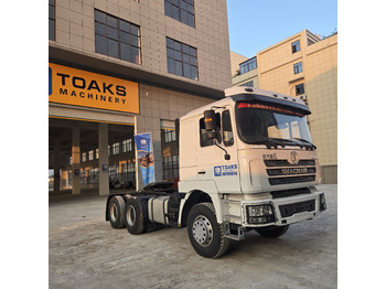 Влекач SHACMAN