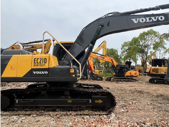 Верижен багер Volvo EC210: снимка 2