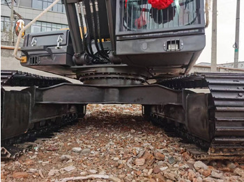 Верижен багер Volvo EC210: снимка 2