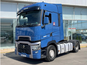 Влекач RENAULT T 520