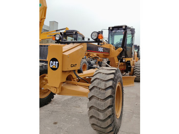 Грейдер CATERPILLAR 140H