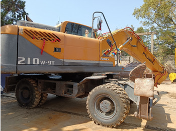 Колесен багер HYUNDAI R210