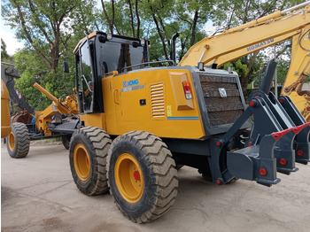 Грейдер XCMG GR2153