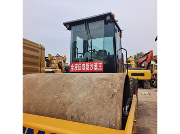 Пътен валяк XCMG XS143J