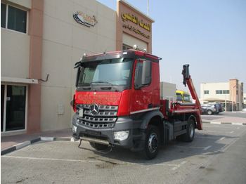 Мултилифт за контейнери камион MERCEDES-BENZ Arocs 1832
