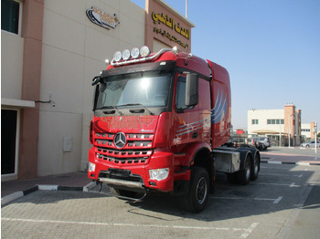 Влекач MERCEDES-BENZ Arocs 3363 6x6 Head Truck: снимка 2