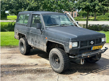 Лек автомобил NISSAN