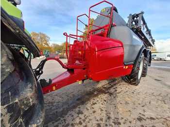 Прикачна пръскачка HORSCH