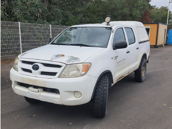 Джип TOYOTA Hilux