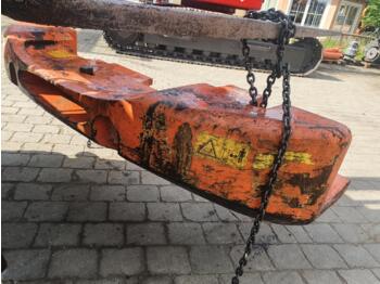 Противовес за Колесен товарач Hitachi ZW 220: снимка 4