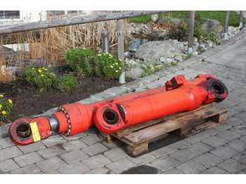 Хидравличен цилиндър