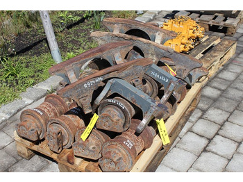 Гумени - Ролки за Строителна техника R 924 HDSL, R 934: снимка 2 Гумени - Ролки за Строителна техника R 924 HDSL, R 934: снимка 2