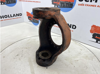Шенкел за Кран Faun RTF 50 Steering knuckle 16 holes axle 1 left: снимка 4