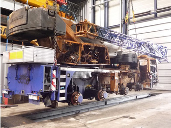 Автокран Liebherr LTM 1070-4.2 for parts: снимка 2