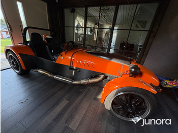 Лек автомобил