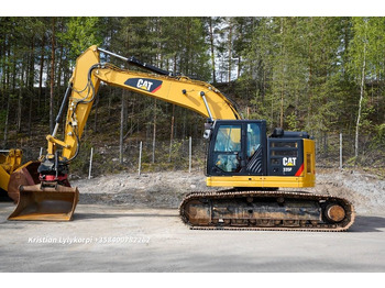 Верижен багер CATERPILLAR