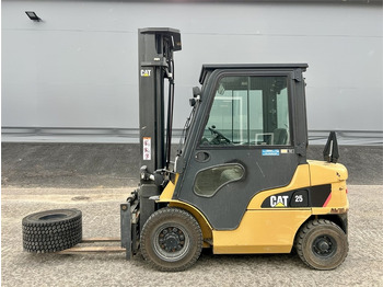 Дизелов мотокар CATERPILLAR DP