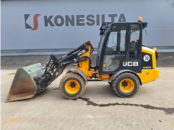 Компактен товарач JCB