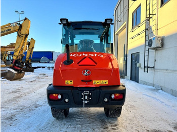 Нови Колесен товарач Kubota R090 Auravarustuksella uusi: снимка 3