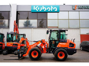 Колесен товарач KUBOTA R090