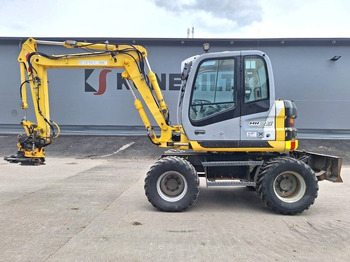 Колесен багер NEW HOLLAND