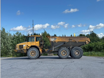 Съчленен самосвал VOLVO A40D