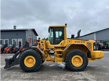 Колесен товарач VOLVO L120F