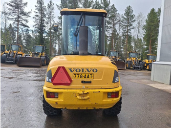 Колесен товарач Volvo L30B AURALLA: снимка 3
