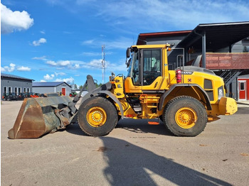 Колесен товарач VOLVO L90H