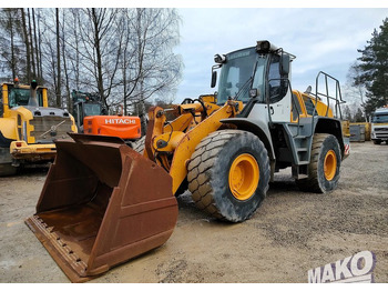 Колесен товарач LIEBHERR L 550