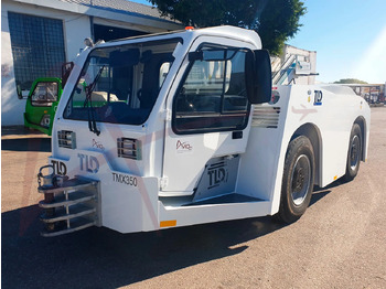 Влекач на самолети TLD