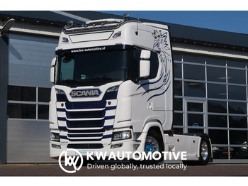 Влекач SCANIA S 540