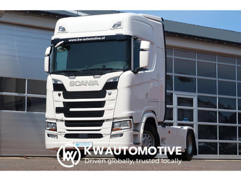 Влекач SCANIA S 450