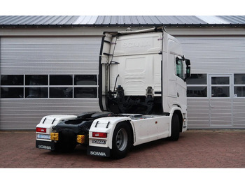 Влекач Scania 450S NGS RETARDER/ 2X TANK/ ACC/ PARK CLIMA/ DIFF LOCK: снимка 5