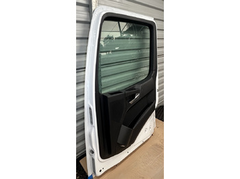 Нови Врата и части MERCEDES DOOR RIGHT  narrow cab M-CLASSIC SPACE  ACTROS AROCS MP4 MP5 BRAND NEW: снимка 3