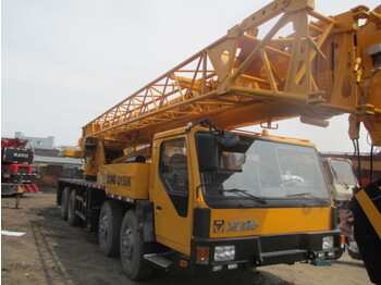 Автокран XCMG