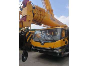 Автокран XCMG
