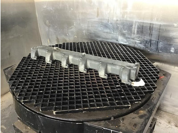 Двигател и части LIEBHERR