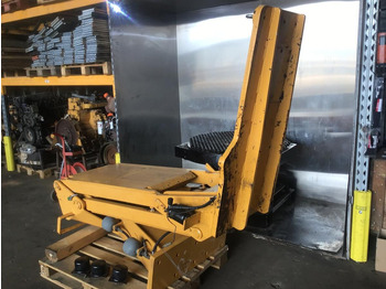 Кабина и интериор LIEBHERR