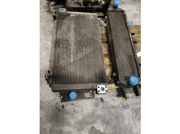 Радиатор LIEBHERR