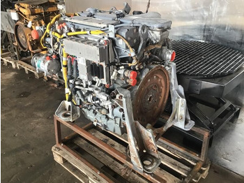 Двигател LIEBHERR