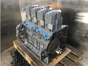 Двигател LIEBHERR